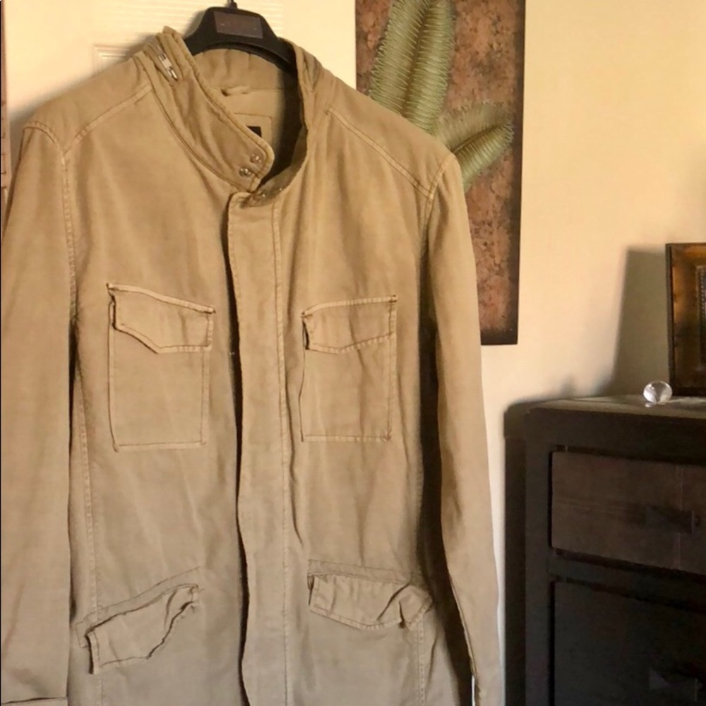 Ruggedly handsome in a lightweight jacket!